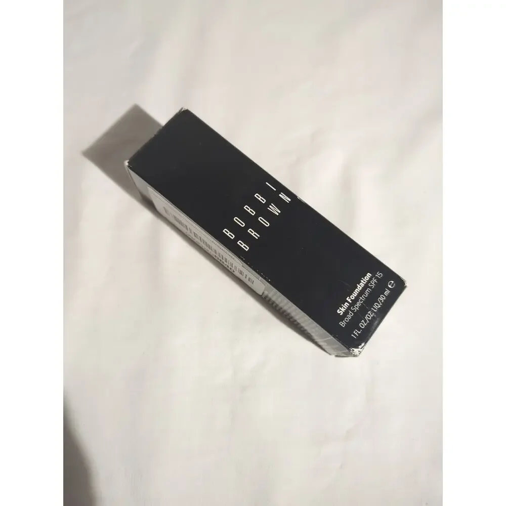 Bobbi Brown Skin Foundation Broad Spectrum SPF 15 Warm Walnut 7.5 New in Box
